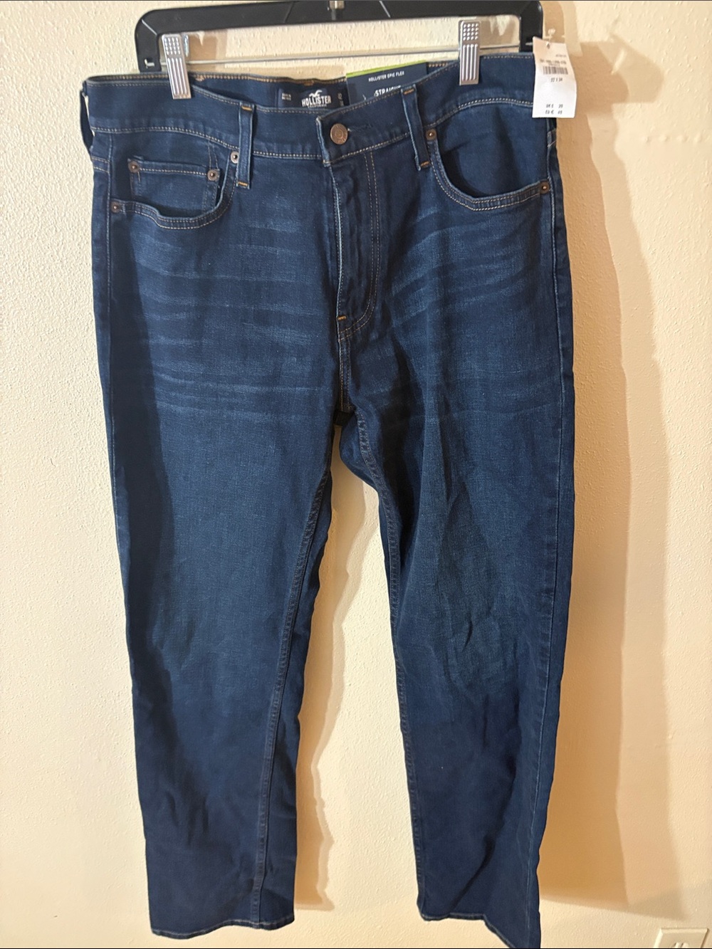 Hollister Women’s Straight Jeans — Indigo Blue Wash